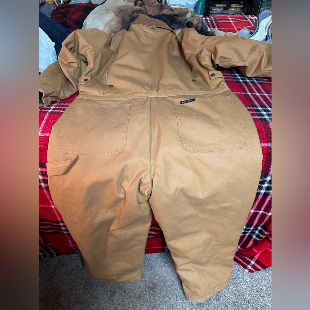 Coveralls Walls